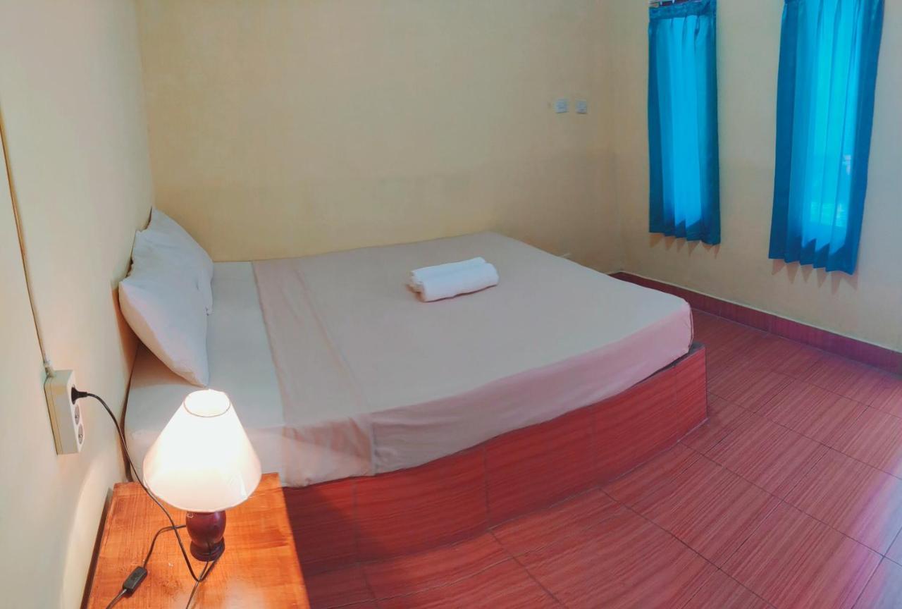 Kuta Garden Homestay Exterior photo
